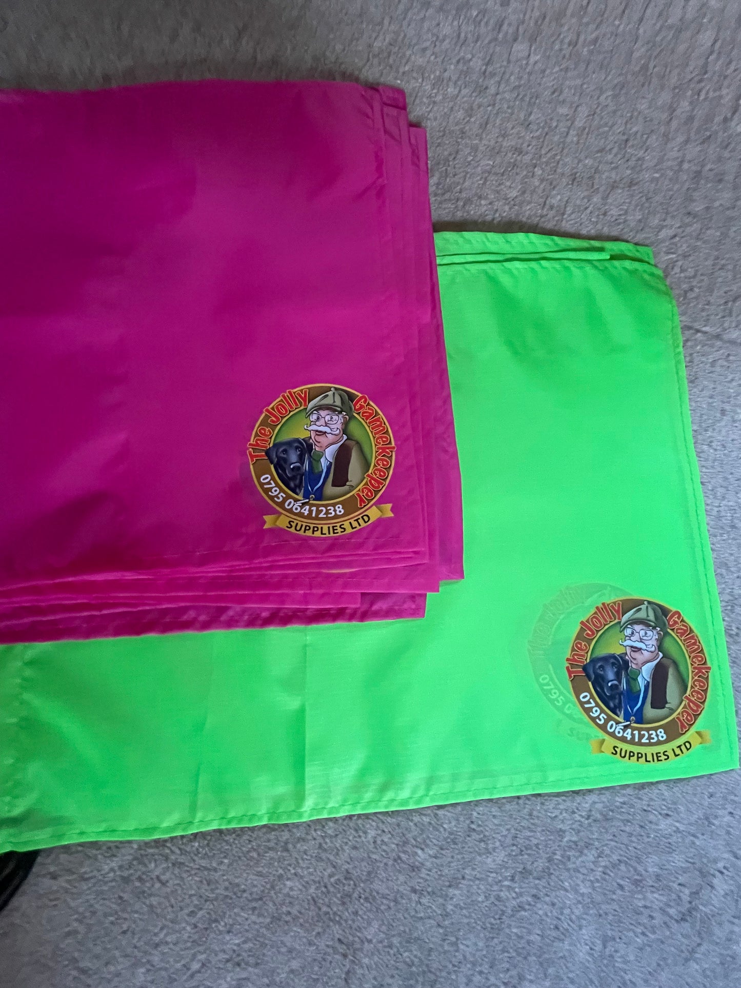 Children’s beaters flag with logo.